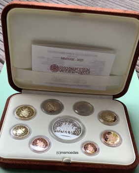 Preview: Vatikan Offizieller Kursmünzensatz 2023 (1 Cent bis 2 Euro + 20 Euro Silber) Proof